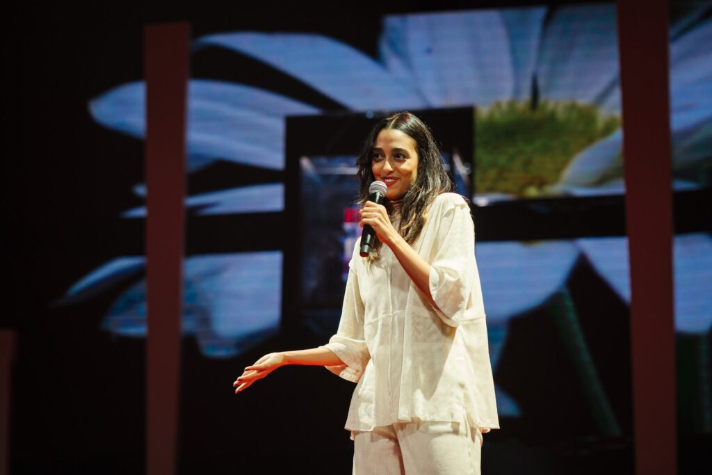 Saba Poori sul palco